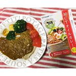 今日のランチはMCTオイルカレー🍛・ご飯の代わりにブロッコリー、えのきなど低糖質野菜とコラボしてみたよ❤️・オーストラリア産グラスフェッドビーフ(放牧牛)を100%使用しているから余分&hellip;のInstagram画像