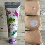 pdc様の『ピディット　モイストコントロールベース』をご紹介します。.くすみ・毛穴・シワをカバーして、メイクのりをアップさせてくれる化粧下地です。うるおいの膜でお肌をラッピングし、スキンケ&hellip;のInstagram画像