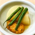 ♡もうすぐイースターですねᙏ̤̫一正蒲鉾さんからピュアふぶき、白身魚揚げ、サラダスティックをお試しさせて頂きました♡.1枚目は白身魚揚げを出汁で煮てみました。味が染みて美味しかった&hellip;のInstagram画像