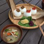 お昼ごはん🍙ふき味噌と焼き明太子のおにぎり🍙具沢山のお味噌汁でいただきます😋#おうちごはん #おうちランチ #お昼ごはん #昼食 #ランチ #おにぎり #味噌汁 #具沢山 #ふ&hellip;のInstagram画像
