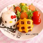 🎀お子様ランチ風🎀*~ menu ~チーズハンバーグ🧀キティちゃんごはん🍚サラダ🥗*#クッキングラム#インスタグラマー#デリスタグラマー#foodpic#foodart&hellip;のInstagram画像