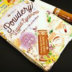 今回こちら「キングダム パウダリーリキッドアイブロウ」のライトブラウンをモニターとして試してみました😊💄✨パッケージかわいい♡♡..大きな特徴は平筆🖌という点！初めて見た！.こ&hellip;のInstagram画像