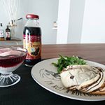 .↟↟⌂↟↟2018/04/12.Thu.☀..こんにちは𖠚ᐝ買い物行ってて遅めのお昼です💦買い物した日はパンでお手軽に😂ダイニングテーブルで食べるっていいな～♡ .毎&hellip;のInstagram画像