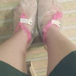 今日帰ったらこれが届いてたwこれも当たったものです☺︎ 他のは何度かやったことあるけど、意外と綺麗に剥けないんだよね&hellip;。私のかかとはカチカチだからこういうのをたまにやらんとダメなのさ&hellip;(&acute;◦&omega;&hellip;のInstagram画像