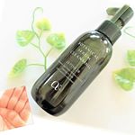 リニューアル発売の　「アルファピニ28　ボタニカル　セラムクレンジング」使っていますよ＾＾＊ 植物の恵みを凝縮したエッセンスクレンジング！ 美容液のようなとろみリキッドでメイクも毛穴の汚れもするん&hellip;のInstagram画像