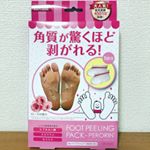 FOOT PEELINGPACK-PERORINを使わせて頂きました🐾✩ 暖かくなってきてガサガサかかとじゃ恥ずかしいのでとっても嬉しいです(&acute;˘`＊)✩ 使い方は足を&hellip;のInstagram画像