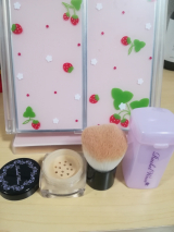口コミ：【商品レビュー】レイチェルワイン「ミネラルファンデーション」で自然な仕上がりに！の画像（2枚目）