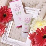 最近仲間入りした、桜花媛のナチュラルBBクリーム❤️桜のパッケージが可愛い😍🌸🌸私春生まれなんで、桜🌸好きなんですよね😊💓・桜花媛のナチュラルBBは、ブルベさんも向きのカラーも&hellip;のInstagram画像