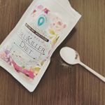 産後ダイエットでお試ししてるサプリ？👍昔駄菓子であった#ヨーグレット みたいな味で飲みやすい😋❤️一回スプーン一杯なのですが、どれだけでもいけてしまいます😋👍あたしはそのまま飲んでますが、&hellip;のInstagram画像