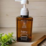 #haru黒髪スカルププロ髪や地肌に優しい100%天然物由来のシャンプーです😊とってもきめ細かいもこもこ泡で、泡もへたらないので、気持ちよく洗えます😆もこもこ泡が毛穴の汚れも取り除いてくれて、&hellip;のInstagram画像