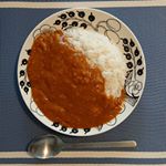 口にいれた瞬間は甘味を感じ、そのあとは酸味と辛味がきました。辛すぎず食べやすく、美味しいカレーでした🍛&hearts;️他のアレンジもしてみよーっと♪#なんにでもあうカレー #monipla #長崎五島&hellip;のInstagram画像