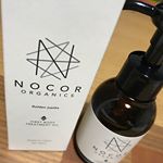 NOCORファーストボディトリートメントオイル✨妊娠線や授乳中の肉割れ予防におすすめなオイルです。.ポンプタイプなのでベタベタになることもなくとっても使いやすいです🍀少量でもしっかり伸&hellip;のInstagram画像