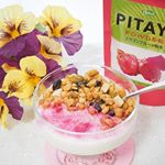 ✱✱✱✱✱朝食☀✱大好きなヨーグルトが可愛いピンク色に染まりました(^O^)💓これはヨーグルトと相性抜群@agetwell 様のピタヤパウダー(ﾄﾞﾗｺﾞﾝﾌﾙ&hellip;のInstagram画像