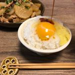 ❁#モニプラファンブログ 、#アサムラサキファンサイト さんの『かき醤油』で「たまごかけご飯」を食べよう♪企画に当選しました✨何これ、すごい美味しい。ふんわり牡蠣の香りで上品♡コレステ&hellip;のInstagram画像