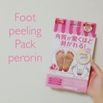 [商品レビュー]❤️ペロリン❤️フットピーリングパック❤️ローズ❤️こちらの商品、赤ちゃんのような足裏になれる角質ケアアイテムです✨お肌に優しい乳酸を採用し、肌の自然なターンオーバーと日常&hellip;のInstagram画像