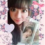 .最近、キラキラメイク✨にはまっています！ヾ(o&acute;&forall;｀o)ﾉ.こちらおすすめのアイシャドウ💕😍#ピメルテットデュアルメタリックアイシャドウ です&hearts;私の使っているのは✨フェミニン&hellip;のInstagram画像