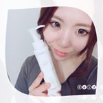 ..最近使ってるバストクリーム❤︎❤︎ハリがなくなってしぼんでしまったww私のバストに毎日塗ってマッサージしています😂#血流アップ成分 #美容成分 がたっぷりはいったクリーム😆&hellip;のInstagram画像