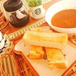 モニプラ様から『五島の鯛で出汁をとったなんにでもあうカレー』をモニタープレゼントしていただきました!*丁度乃が美の食パンをいただいたので、お昼につけパンで食べました😊食べて直ぐは甘口かな？&hellip;のInstagram画像