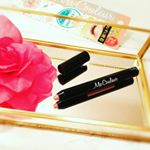 『マクレール　クレヨンアイシャドウ』削らず使えるくり出しタイプのクレヨンアイシャドウなんだけど、このシリーズ使いやすいから好き～✨ これ1本でアイシャドウにもアイライナーにも使えるし、グラデー&hellip;のInstagram画像