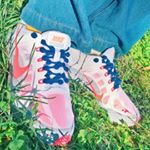 #今日の足元***先日モニターでいただいた#結ばない靴ひも買おうか迷うぐらい気になってた😳靴紐通すのにはコツがいるけど紐が緩むとか心配しなくて良い🤔✨モニターやから色が&hellip;のInstagram画像