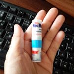 手のひらに乗るくらいの小さい可愛らしい外見を裏切る？刺激的な一本です！鼻に近づけるだけで、清々しいミントの香りが直接届きます。パソコン作業中の眠気覚ましに！#NOSEMINT #ノーズミント &hellip;のInstagram画像