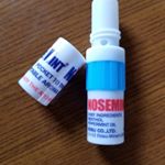 NOSEMINTをお試しさせて頂きました✨スーっとして爽やかなミントの香りを嗅ぐことで眠気覚ましや気分転換になるし、鼻の不快なムズムズ感にも効果があります🎵特に私は鼻炎持ちなので鼻がム&hellip;のInstagram画像