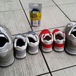 家族でおそろ✨#ニューバランス #newbalance子供と出掛けるように紐を替えておこっと🙋#coolknot #クールノット #結ばない靴ひも #結ばない靴紐 #結ばな&hellip;のInstagram画像