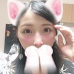 今日頑張って化粧した（笑）久々こんなにしっかり化粧をしたな（笑）眉毛はやはりバランス悪過ぎてイライラする😭いい商品ないかなーー探してみよう（笑）今天難得認真化了妝！兩邊眉毛&hellip;のInstagram画像