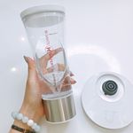 オシャレ‼️これ水素水を作るウォーターポットなんだよー😙❤️・水入れてポチって押すだけ。5分と10分のモードがあって濃度を変えられるよ👍✨・水素は抗酸化作用があり免疫機能を正常にし&hellip;のInstagram画像