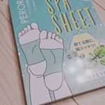 ペロリンのスパシートをお試しさせていただきました！前から足裏に貼ってデトックスとゆう物にとても気になってました。足裏に貼って寝るだけでスッキリ！1箱12枚入り！寝ている間にはがれたりするの&hellip;のInstagram画像