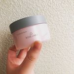 最近使ったクレンジングで一番よかったよ〜極度のめんどくさがりだから、W洗顔不要な商品しか選びません！洗顔不要嬉しい！薔薇の香りと、肌に負担が少なそうなとろけるテクスチャーで癒されます#RO&hellip;のInstagram画像