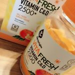 ビタミンC &Dが摂れる、グミサプリ、続けるのが苦手なわたしも毎日オヤツがわりに食べられるから、便利です〜！ 地震大国の日本、災害時に不足しがちな栄養を補うために、災害用のバッグの中におひとつ入れてお&hellip;のInstagram画像