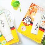 フットケアにおすすめ＾＾＊ イシュア（issua）　サロンフット　角質ピーリングスクラブ＆サロンフット　集中ケアスティック暑くなってくると素足になることが多くなってきますよね♪そこでフ&hellip;のInstagram画像