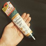 最近入手したフットジェルヒールで歩いて疲れたときとか、この季節クーラーで足元が冷えたりするから使えるー😊ストッキングの上からでも大丈夫ってところが地味に嬉しい💓#ボタニカルフットジェル&hellip;のInstagram画像