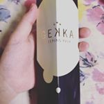 夜寝る前に塗ってそのまま寝るだけで翌朝洗顔すると明るい肌に＾＾簡単毛穴ケア！いい香りでよく眠れます。#ゲッカ #ひと際 #スリーピングパック #プレミアム #毛穴ケア #美白 #美肌成分 #monip&hellip;のInstagram画像