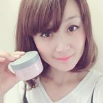 美肌作りにかかせないクレンジング🌹W洗顔不要のクレンジングバーム《ROSE LABO株式会社ナチュラルオフバームR》・固形タイプだけど、体温にふれるととろっとろになるねん。不思議なクレ&hellip;のInstagram画像