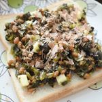 高菜と納豆とチーズ乗せ。意外と美味しい🍞#yasaiwomotto #monmache #モンマルシェ #野菜をMotto #monipla #monmarche_fanのInstagram画像