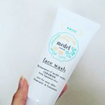 モニプラでメデルさんのホワイトフェイスフォッシュを試させていただきました❕ ★国産米セラミド成分配合で高保湿★肌荒れやくすみにアプローチをする8種の植物成分配合★肌の炎症を沈め、肌荒れを防ぐ有&hellip;のInstagram画像