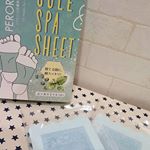 足の裏に貼るリフレッシュシートのモニターをさせて頂きました♪12枚入っているので一箱で6回使えます！今日はめっちゃ歩いて足が疲れたわ～！という、ここぞな日&hellip;瓦町にお出掛けしたあの日の晩&hellip;のInstagram画像