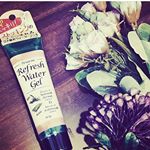 半月くらい前にモニター当選したボタニカルフットジェル。仕事中や寝る前に足の浮腫や疲れを感じた時に使っています。伸びもいいのでなかなか減らず、コスパいいです！相変わらず香りに癒されるー！#ボタニ&hellip;のInstagram画像