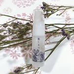 隠れ乾燥に気をつけたい夏、肌しるべの化粧水をお試しさせて頂きました✨スプレータイプの化粧水はどこか補助的な印象がありましたが、こちらの商品は全然違った！さすがサプリメントを作っている企業の製品だと&hellip;のInstagram画像