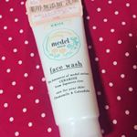 もっこもっこの泡で気持ちいい洗顔タイム😃天然の野ばら🌹の香りに癒される〜❤️#メデル #メデルナチュラル#ナチュラルコスメ#monipla #bxenatural_fanのInstagram画像