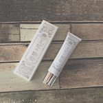 王妃の艶肌使用を続けています。お風呂上がりと、化粧する前に使用してるのですが、いつもよりクマが目立たない気がしてきました。お友達にも、あれ？今日クマないね？&hellip;のInstagram画像