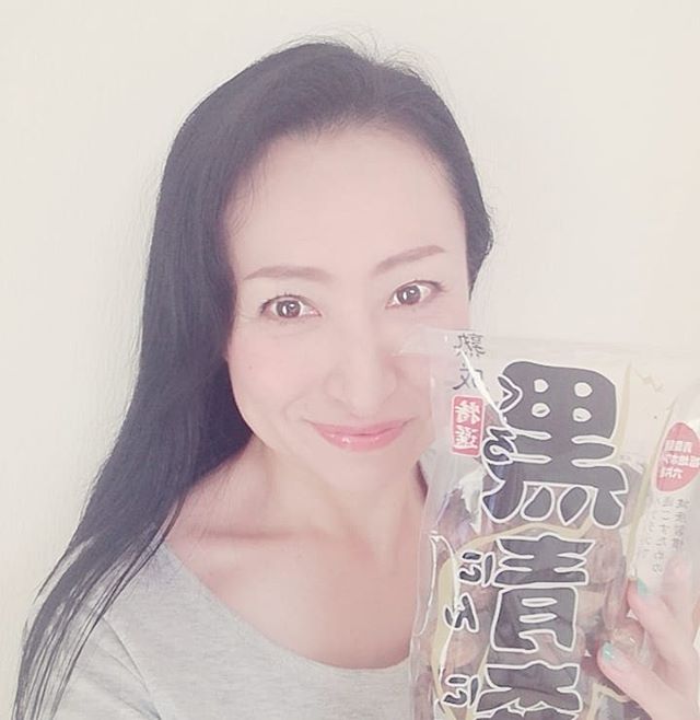 口コミ投稿：とっても体に良い#黒にんにく の#黒青森 :熟成させているので真っ黒なんですよ。#無…