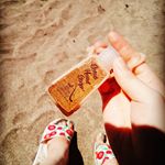 ジョイココさんのスクラブハンドソープお試しさせていただきました！ストラップ付のミニボトルでカバンにつけれて便利💝しかもアクセみたいで可愛い❣️アウトドアや海にもっていくと大活躍してくれます😊&hellip;のInstagram画像