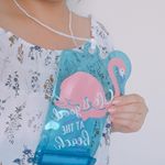 とっても可愛いフラミンゴ柄の防滴ポーチ🙌🏻💗ネックストラップがついているのでとっても便利。トリプルジッパーでしっかり防水ができます！！海でもお風呂でも安心して使える👏🏻✨#プチプラ #&hellip;のInstagram画像