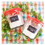 𓇼𓆉ꕀ 𖠳 ᐝ﻿﻿﻿﻿&bull;.\ 調味料ラベル /.&bull;﻿﻿﻿﻿﻿﻿砂糖と塩のラベルを﻿﻿作り替えました◡̈⃝﻿﻿﻿﻿﻿﻿前貼っていたラベルは﻿﻿濡れた手で触れると﻿&hellip;のInstagram画像