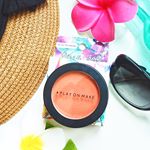 夏だ！海だ！チークだ！＾＾オレンジチークで夏っぽメイク🧡#PLAYONMAKE のカクタスオレンジ🧡.微粒子パウダーがお肌の上でピタッと密着するから汗をかいてもヨレにく&hellip;のInstagram画像