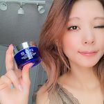 顔がむくんでいる今朝😯☀️・最近きになる成分プロテオグリカン🥕ヒアルロン酸よりも保水力がある成分なんだよね！そしてこのクリームは1つで7役、、、🙄✨✨✨私は化粧水でさっぱりひんやり&hellip;のInstagram画像