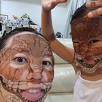 遥と二人でなりきり、フクイラプトル😂そこのあなた、ビックリしましたね😁（笑）福井恐竜博物館のお土産にもなっています💖普通のパックより植物系の香りがして、これが福井の伝統食材から生まれた保湿&hellip;のInstagram画像